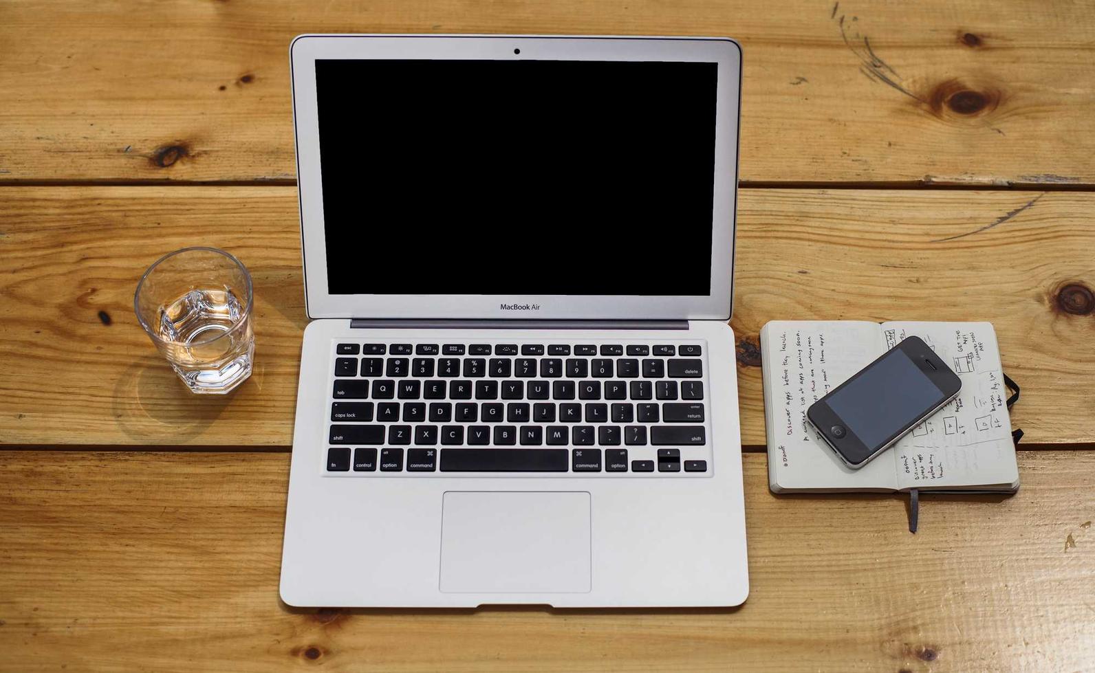 不仅是游戏,很多行业都在技术支持中挣扎